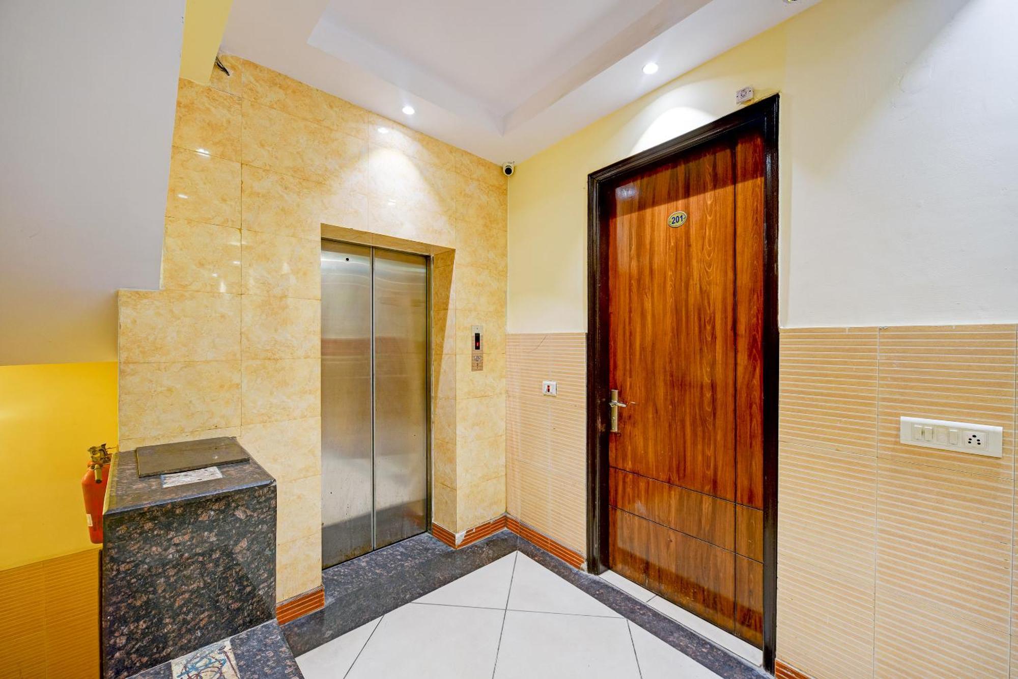 Hotel Le Grand - Walk-In From Rk Ashram Metro Station นิวเดลี ภายนอก รูปภาพ