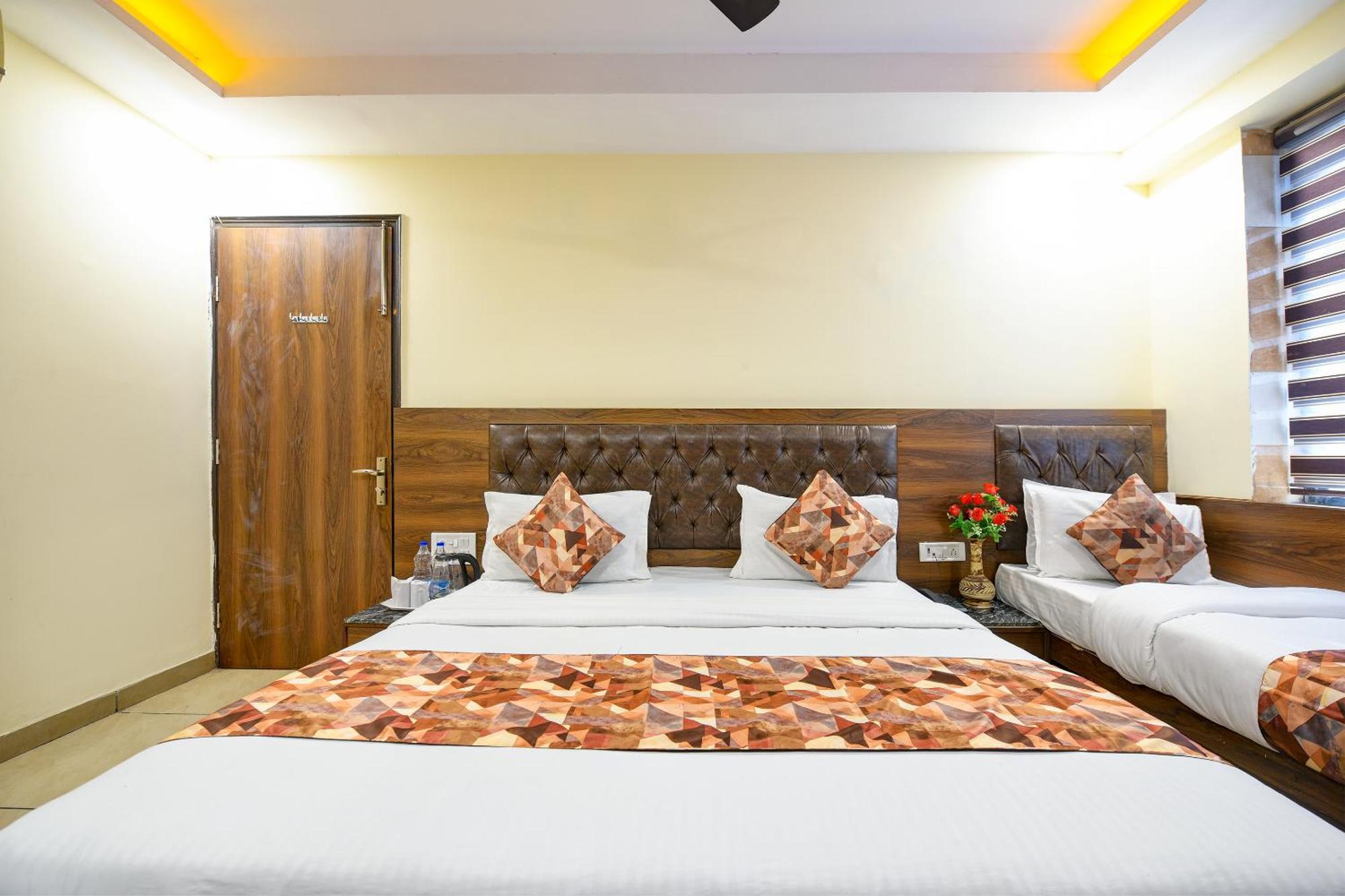Hotel Le Grand - Walk-In From Rk Ashram Metro Station นิวเดลี ภายนอก รูปภาพ