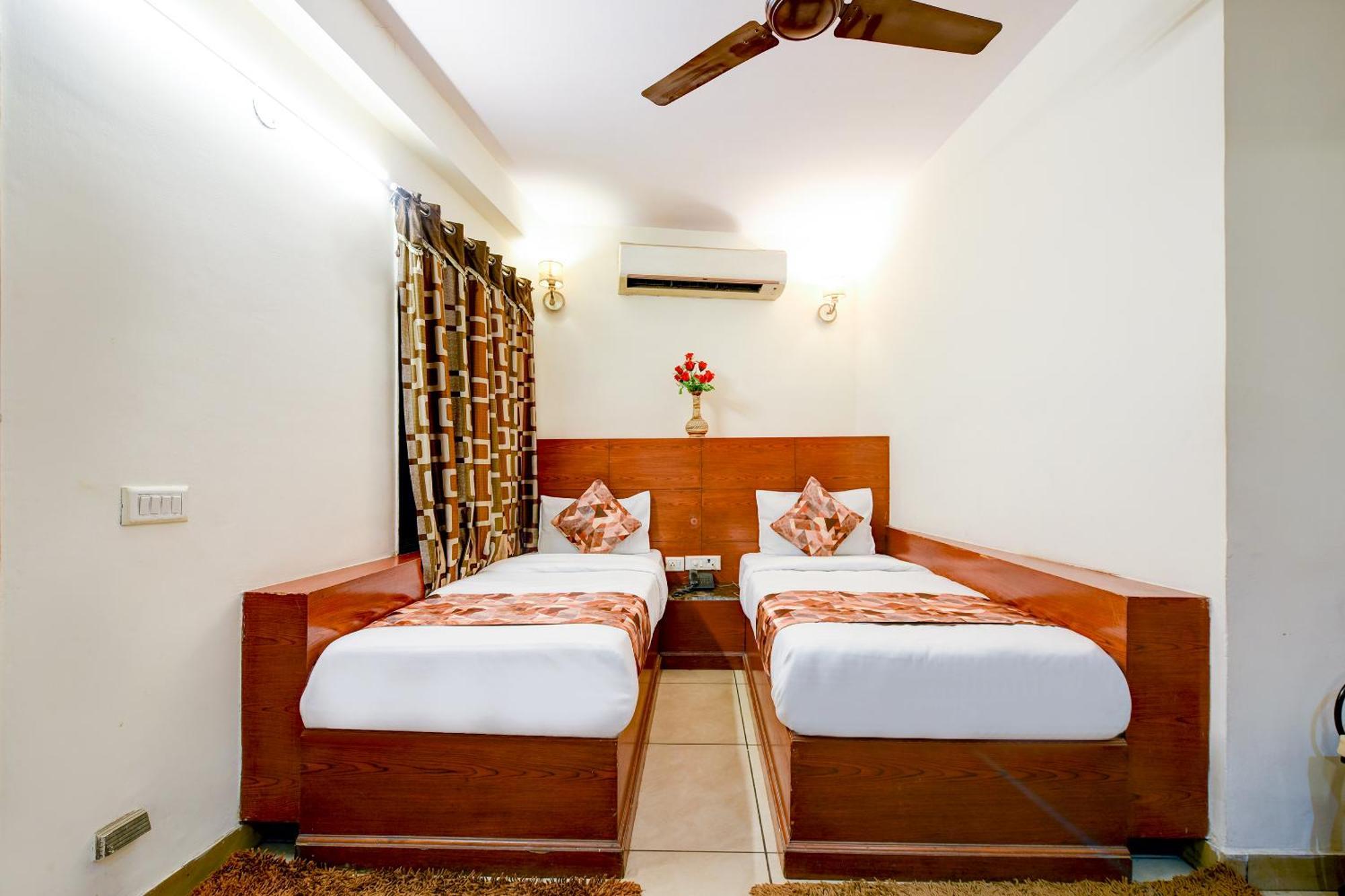 Hotel Le Grand - Walk-In From Rk Ashram Metro Station นิวเดลี ภายนอก รูปภาพ