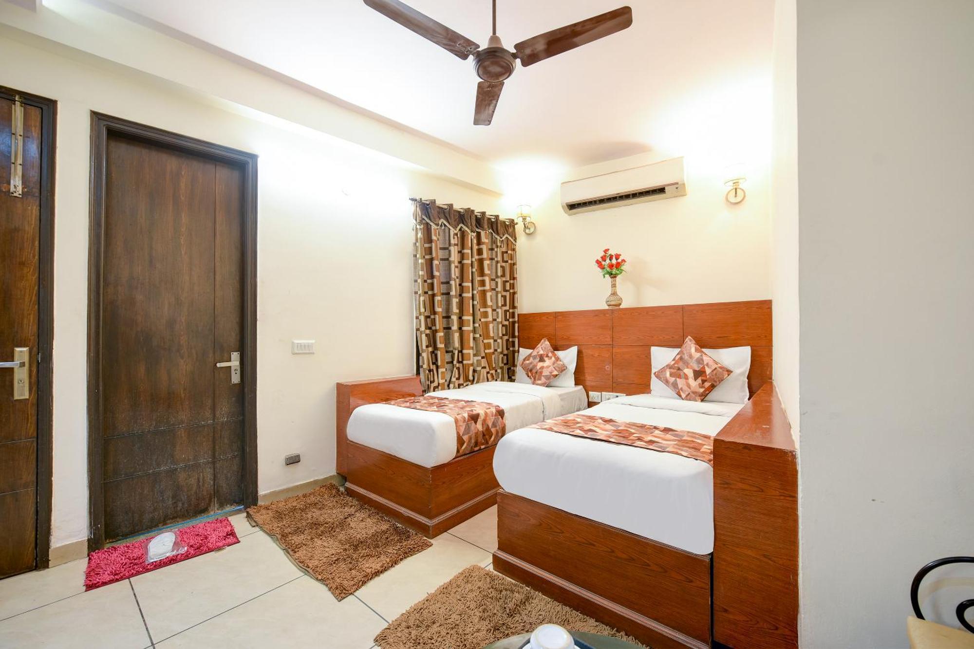 Hotel Le Grand - Walk-In From Rk Ashram Metro Station นิวเดลี ภายนอก รูปภาพ